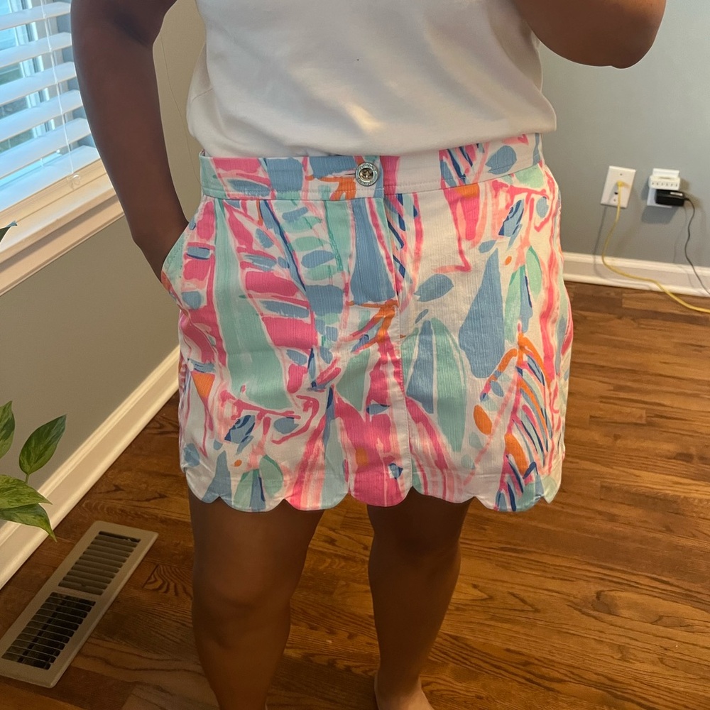 Lilly Pulitzer Colette Scalloped Skort in Out To Sea Sailboat Print